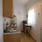 Manos House Salamina Holiday home Kanakia