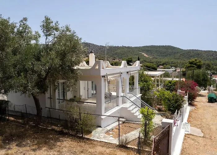 Manos House Salamina Kanakia