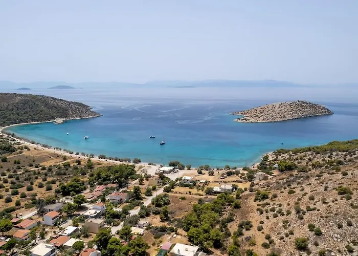 Manos House Salamina *